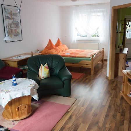 Ferienwohnung Holunderweg Бад Доберан Екстериор снимка